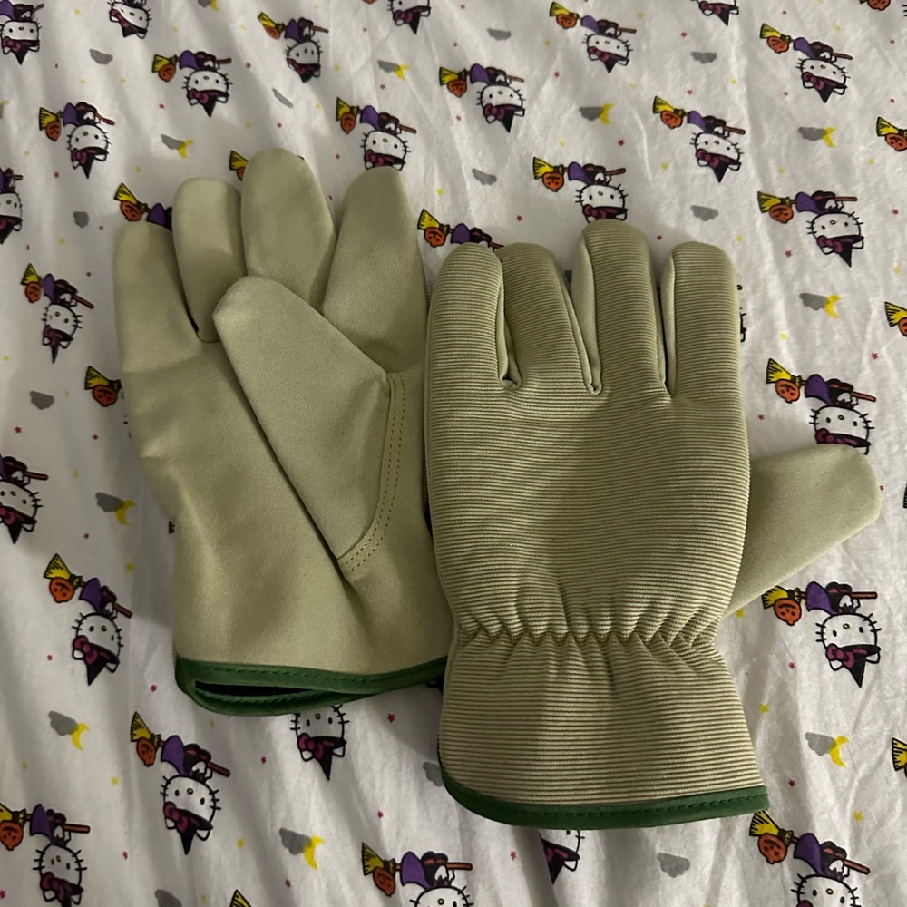 worker gloves/snow gloves size small